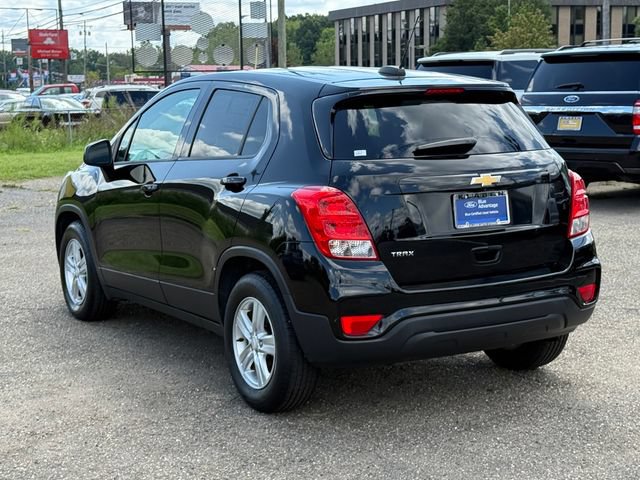 Used 2019 Chevrolet Trax LS w/ Tint and Cruise Package FWD image 8
