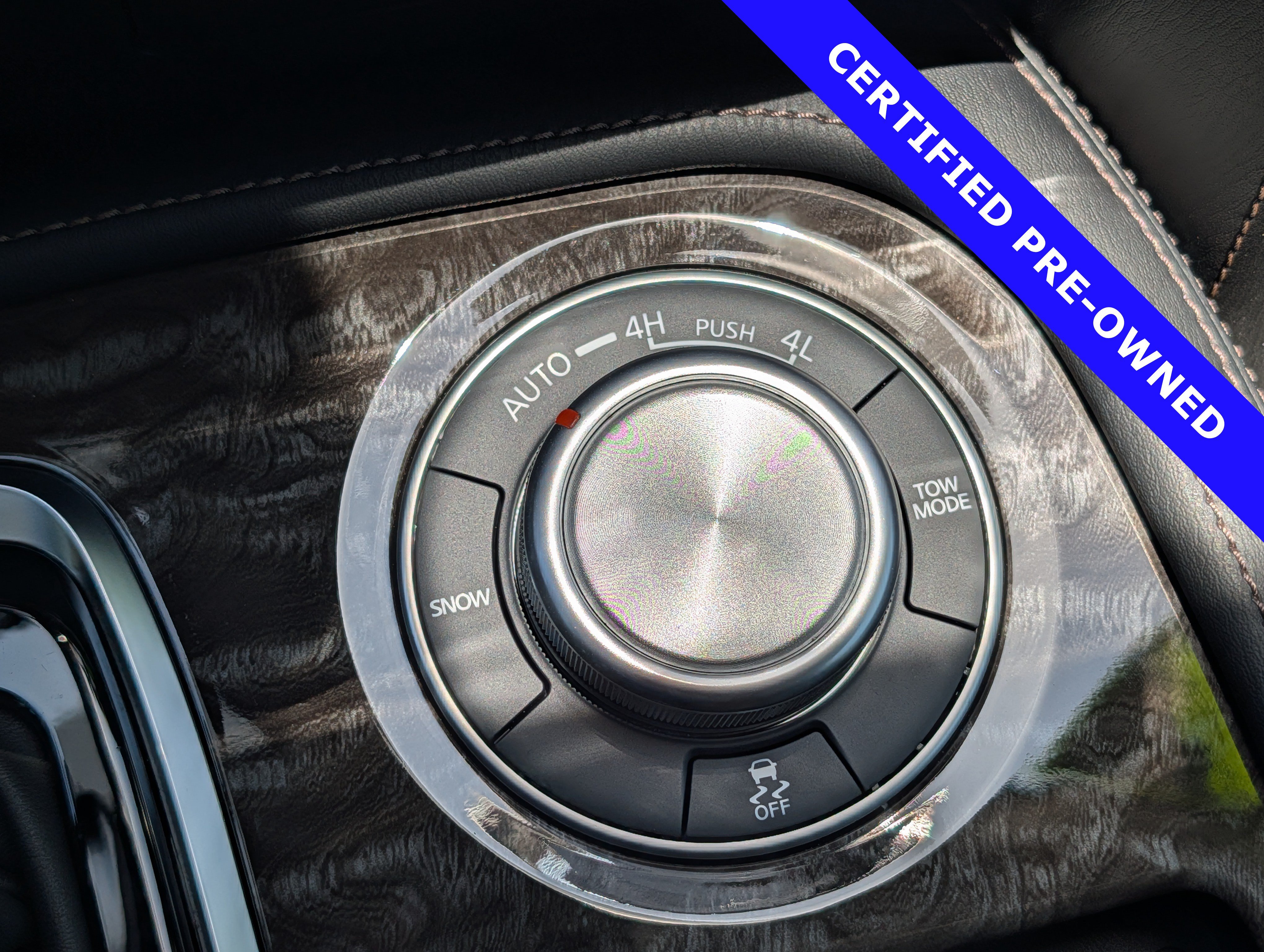 Used 2024 Nissan Armada Platinum w/ Cargo Package AWD/4WD image 34