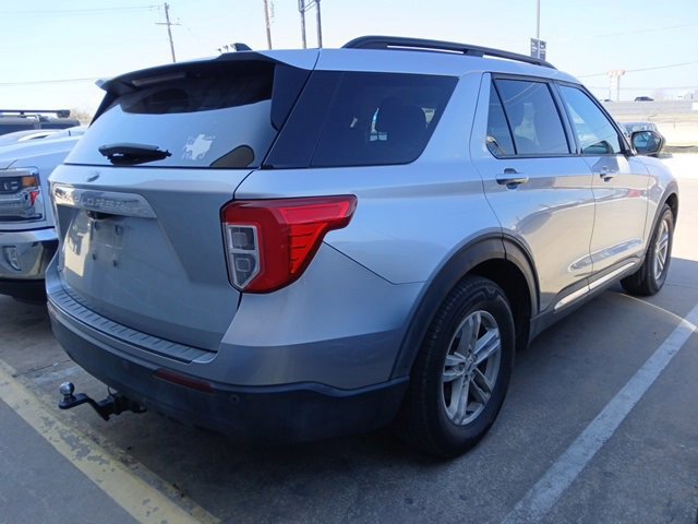 Certified 2021 Ford Explorer XLT image 2