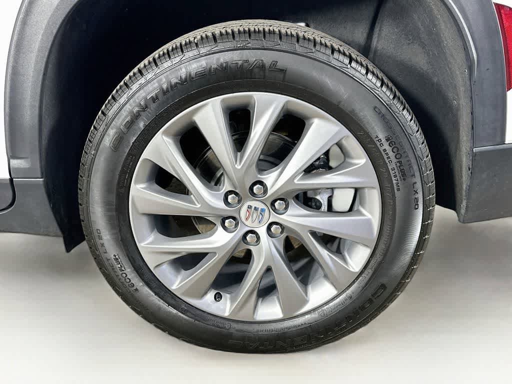 Used 2025 Buick Enclave Preferred FWD image 8