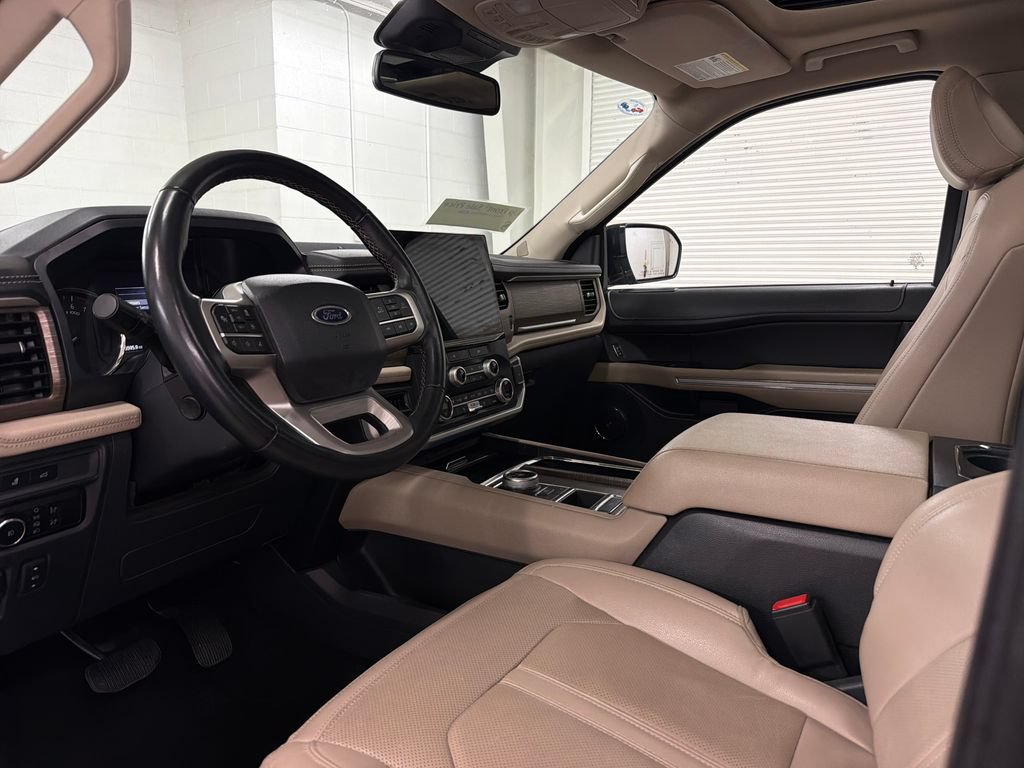 Certified 2024 Ford Expedition Limited RWD image 6