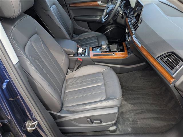Used 2021 Audi Q5 2.0T Premium w/ Convenience Package AWD/4WD image 23