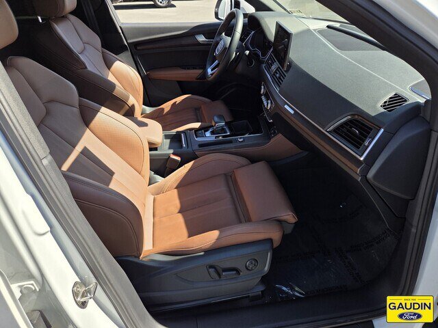 Used 2022 Audi Q5 2.0T Prestige w/ Prestige Package AWD/4WD image 16