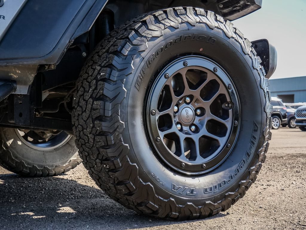 Used 2023 Jeep Wrangler Unlimited Sport AWD/4WD image 75