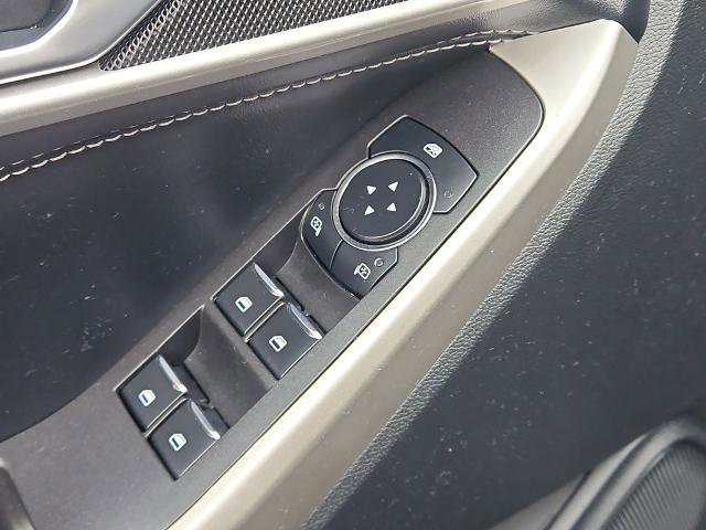 Certified 2022 Ford Explorer XLT w/ Equipment Group 202A image 25