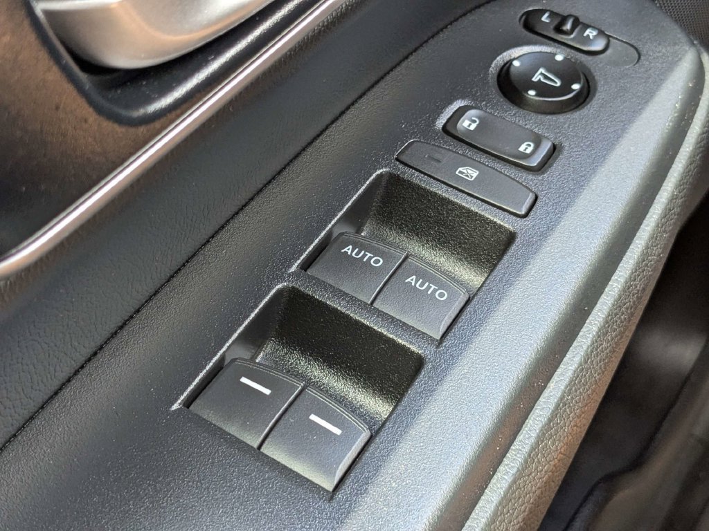 Used 2019 Honda CR-V EX-L image 24