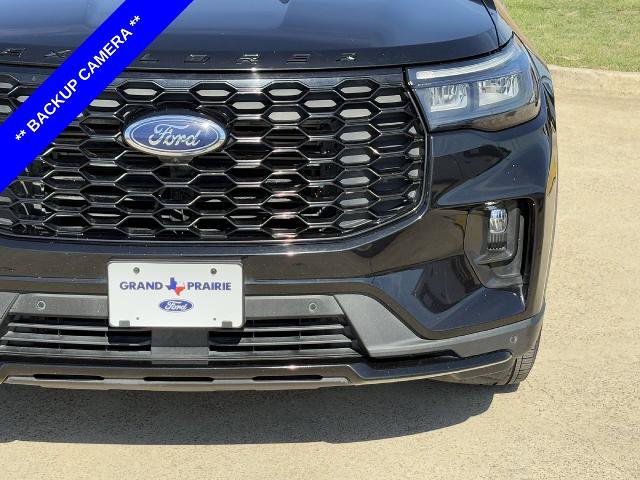 Certified 2025 Ford Explorer ST-Line AWD/4WD image 10