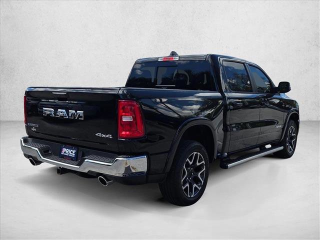 Used 2025 RAM 1500 Laramie AWD/4WD image 5