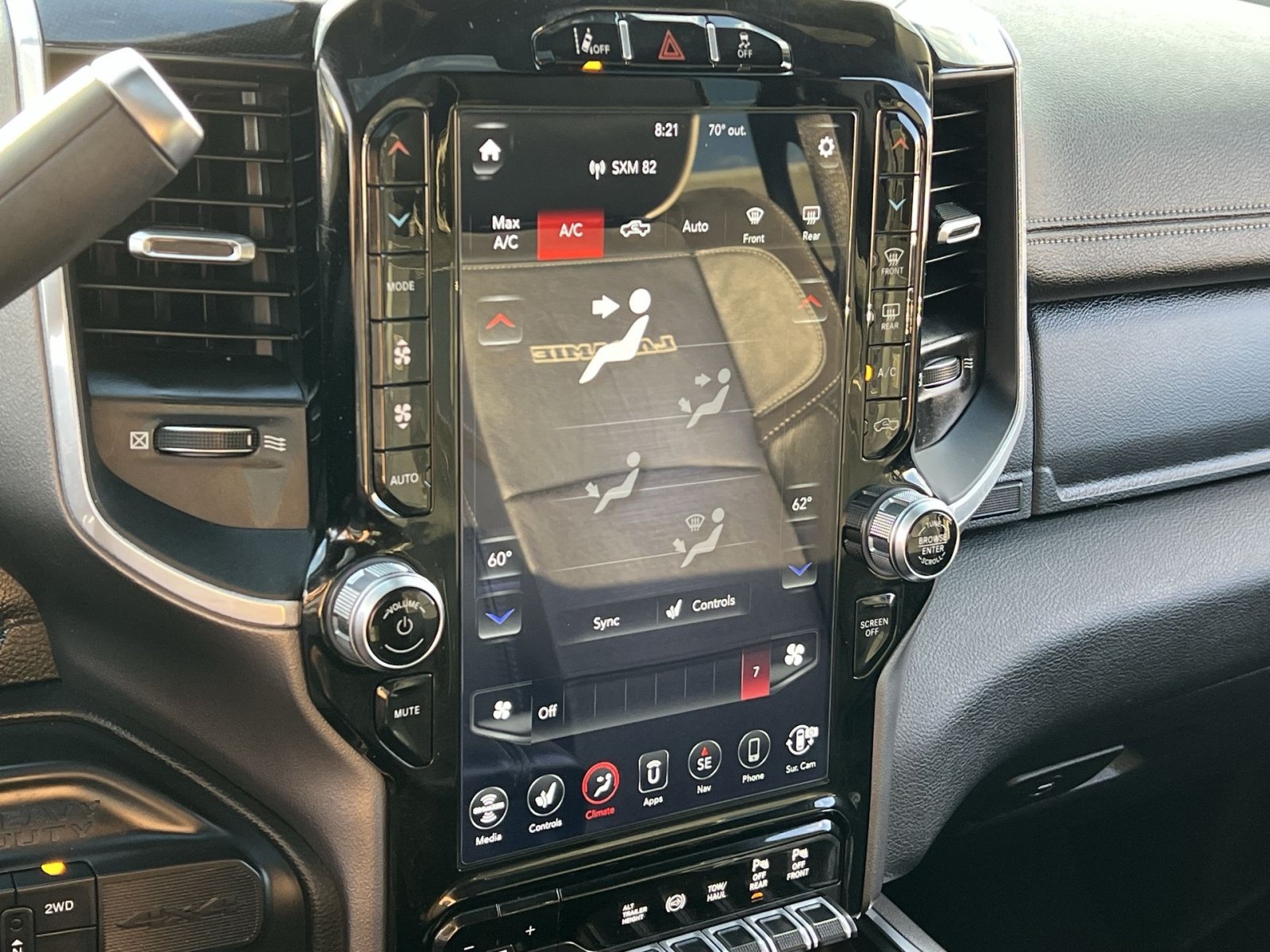 Used 2020 RAM 3500 Laramie AWD/4WD image 18