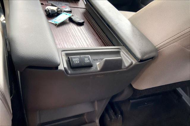 Used 2021 Toyota Sienna LE FWD image 37
