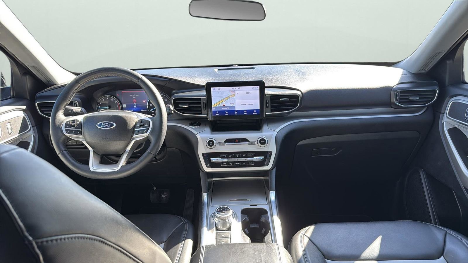 Certified 2023 Ford Explorer XLT w/ Equipment Group 202A image 18