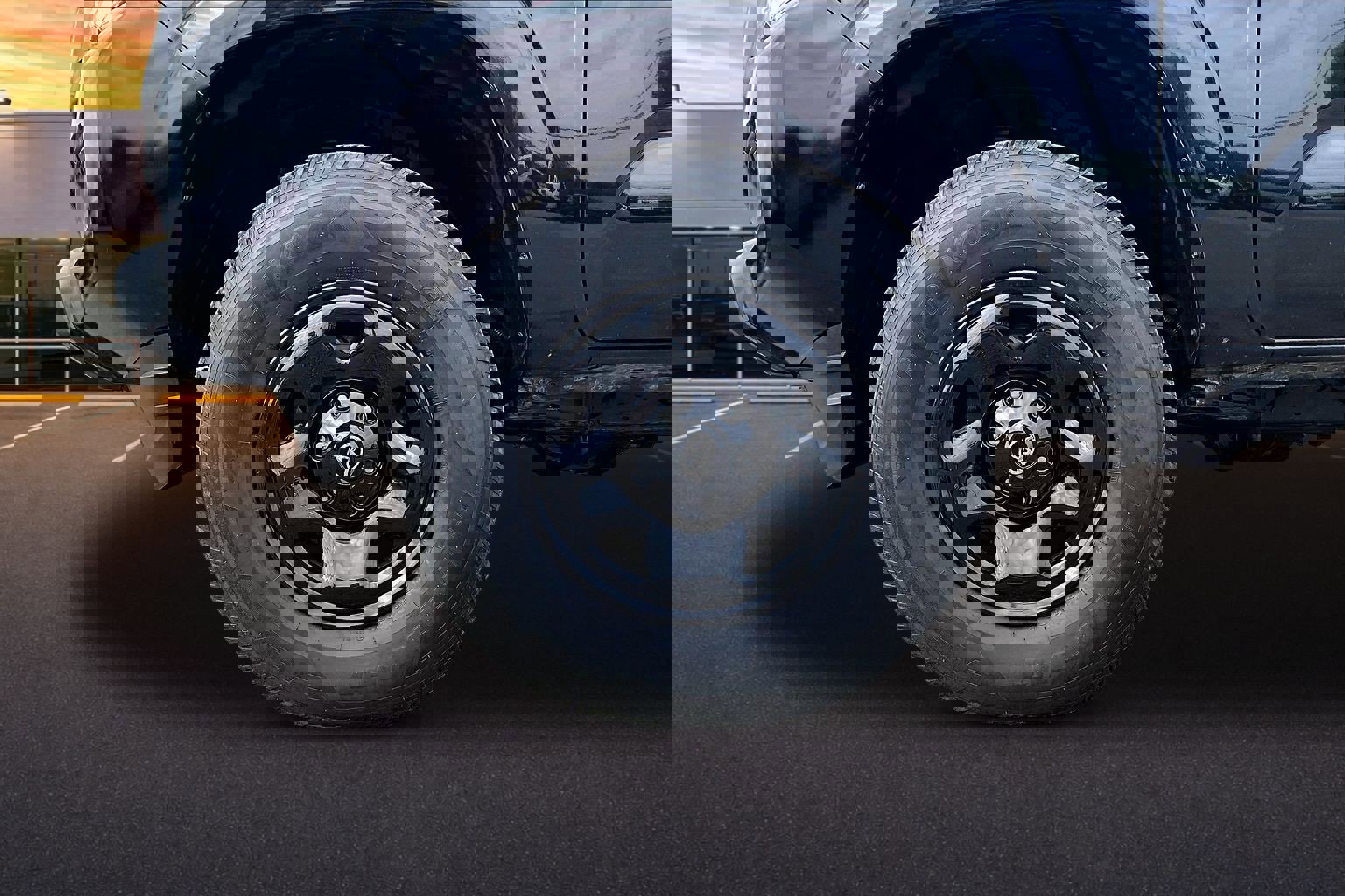 Used 2021 Toyota Tacoma SR AWD/4WD image 9