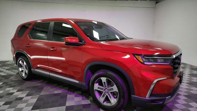 Used 2025 Honda Pilot EX-L image 2