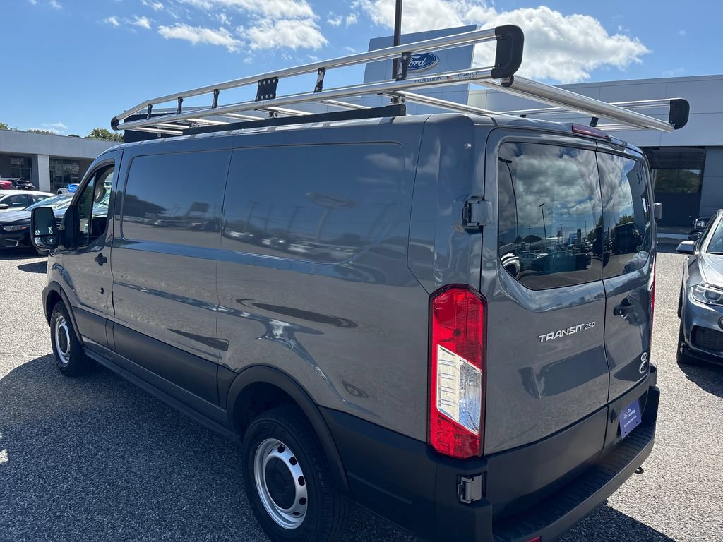 Certified 2021 Ford Transit 250 Low Roof RWD image 26