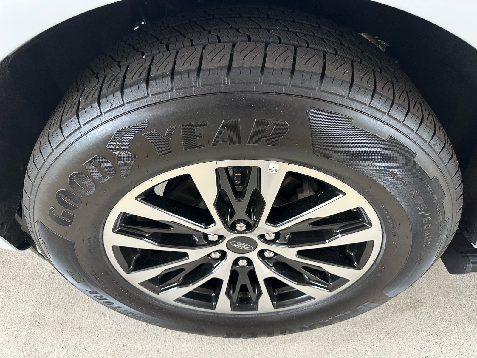 Certified 2025 Ford Expedition Max Platinum AWD/4WD image 8