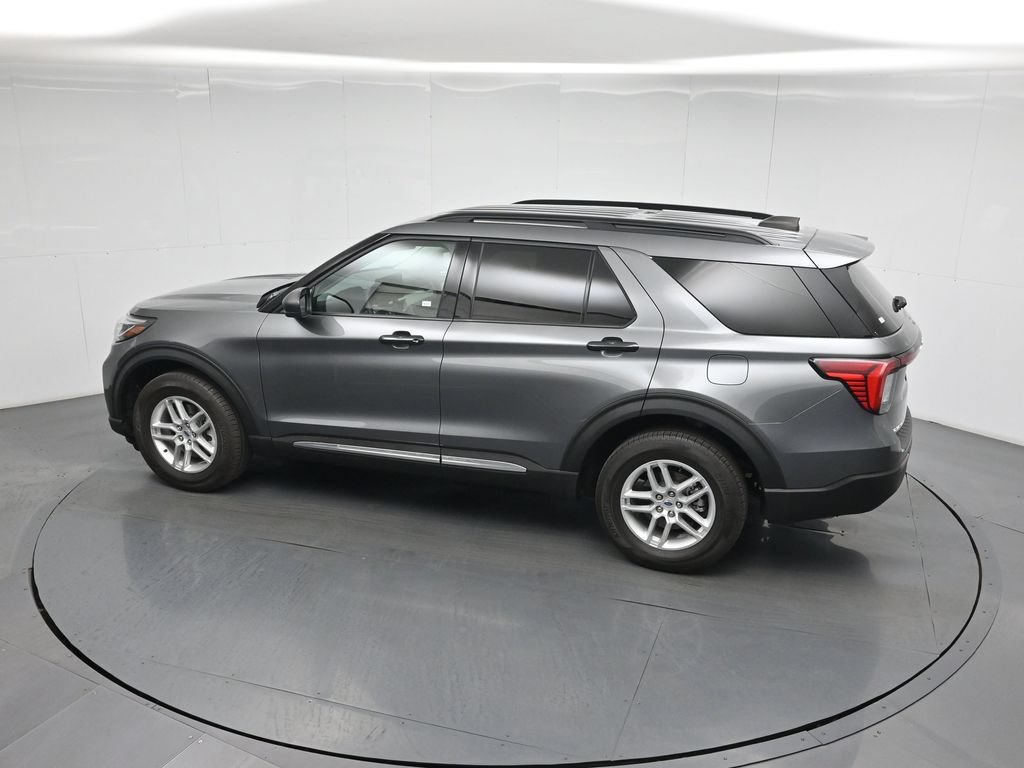 Certified 2025 Ford Explorer Active AWD/4WD image 42