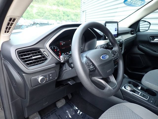 Certified 2020 Ford Escape SE AWD/4WD image 16