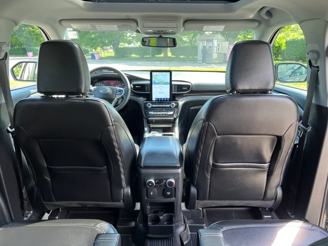 Certified 2023 Ford Explorer Limited w/ Limited Technology Package AWD/4WD image 34