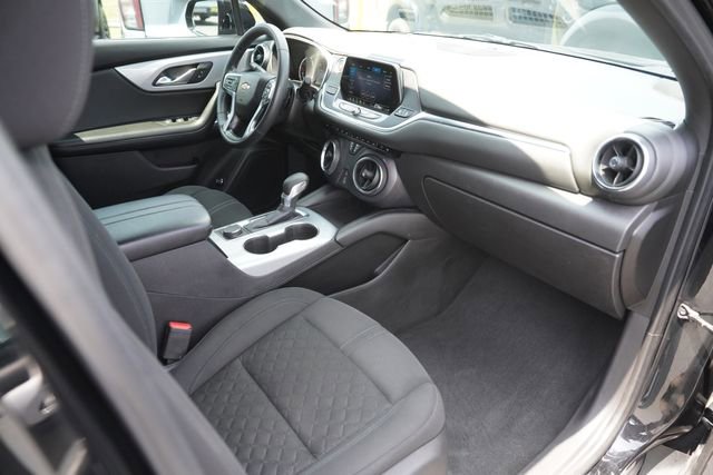 Used 2022 Chevrolet Blazer LT FWD image 17