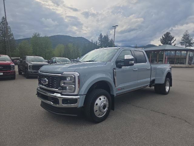 Certified 2025 Ford F450 King Ranch w/ Chrome Package AWD/4WD image 2