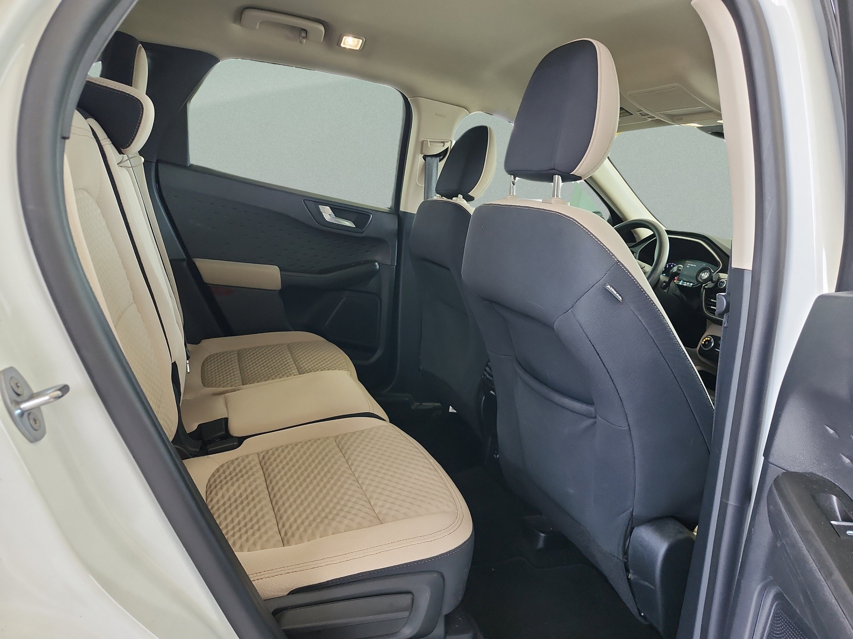 Certified 2020 Ford Escape SE FWD image 18