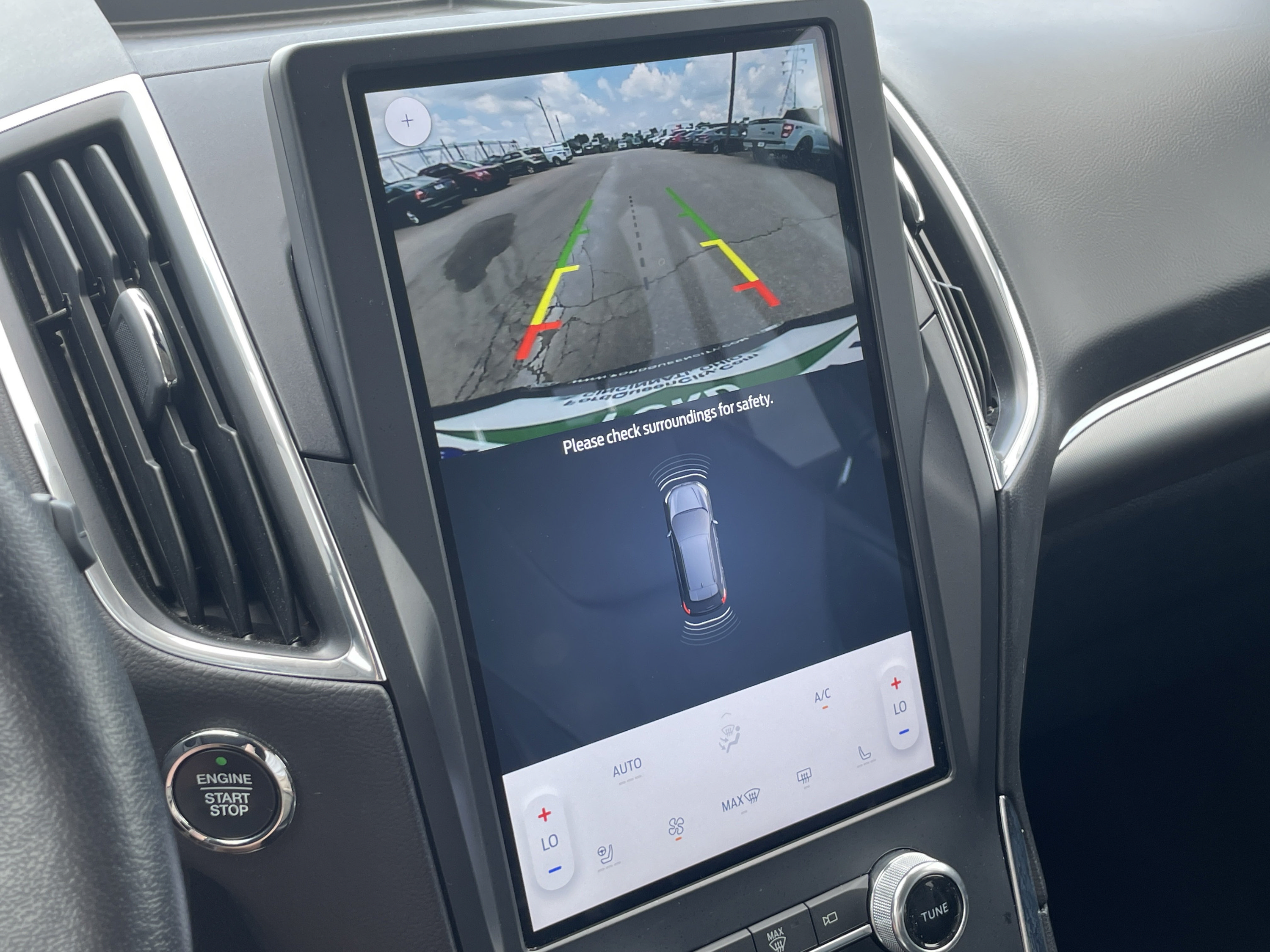 Certified 2022 Ford Edge Titanium AWD/4WD image 21