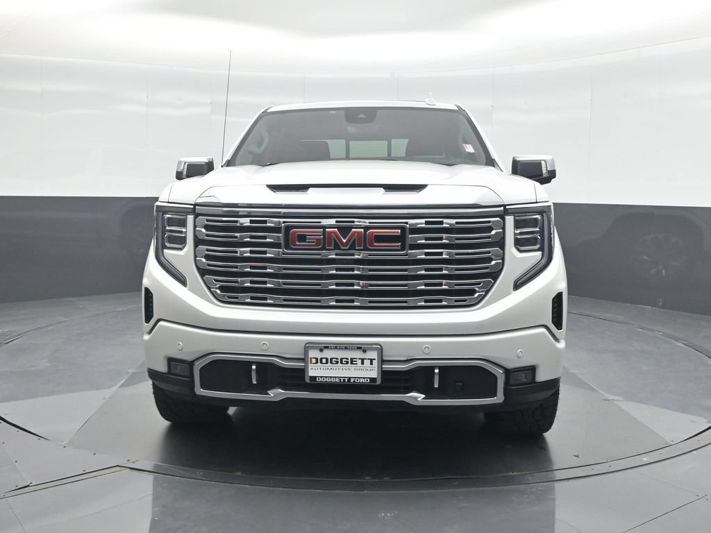 Used 2025 GMC Sierra 1500 Denali AWD/4WD image 5