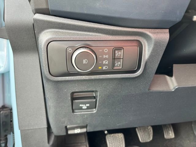Certified 2025 Ford Bronco Heritage Edition AWD/4WD image 29