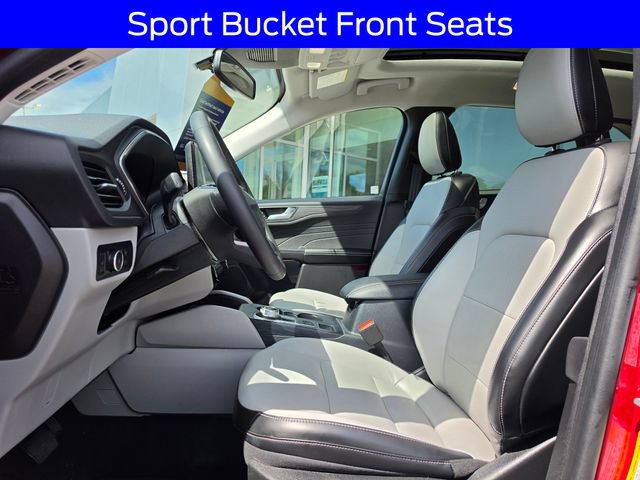 Certified 2023 Ford Escape Platinum AWD/4WD image 13