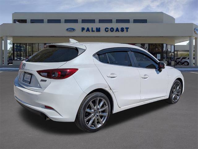 Used 2018 MAZDA MAZDA3 Grand Touring image 5