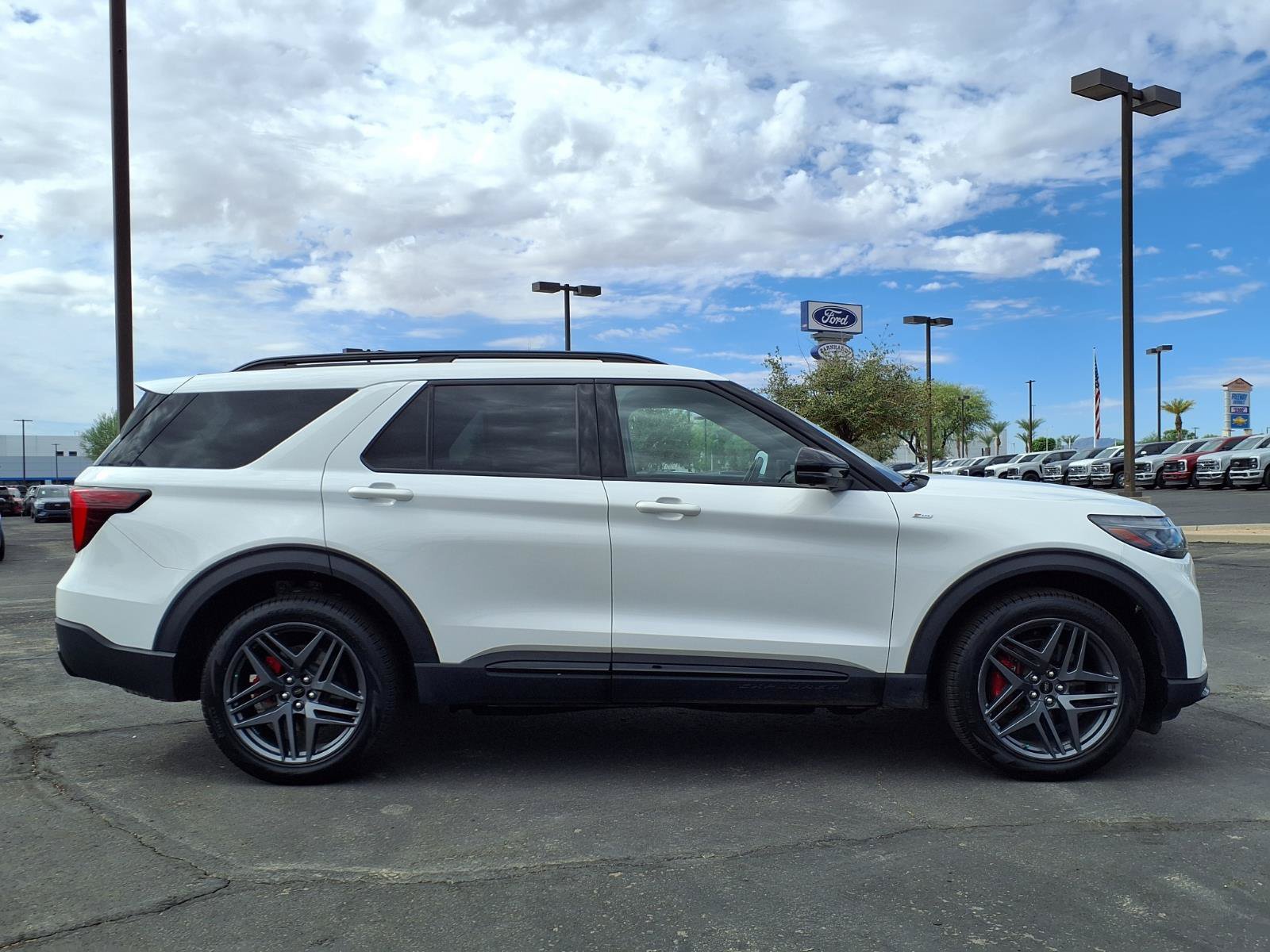 Certified 2025 Ford Explorer ST-Line w/ ST-Line Street Pack AWD/4WD image 7