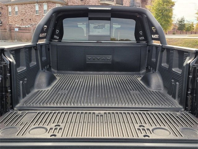 Used 2024 Nissan Titan SV w/ SV Bronze Edition Package image 12