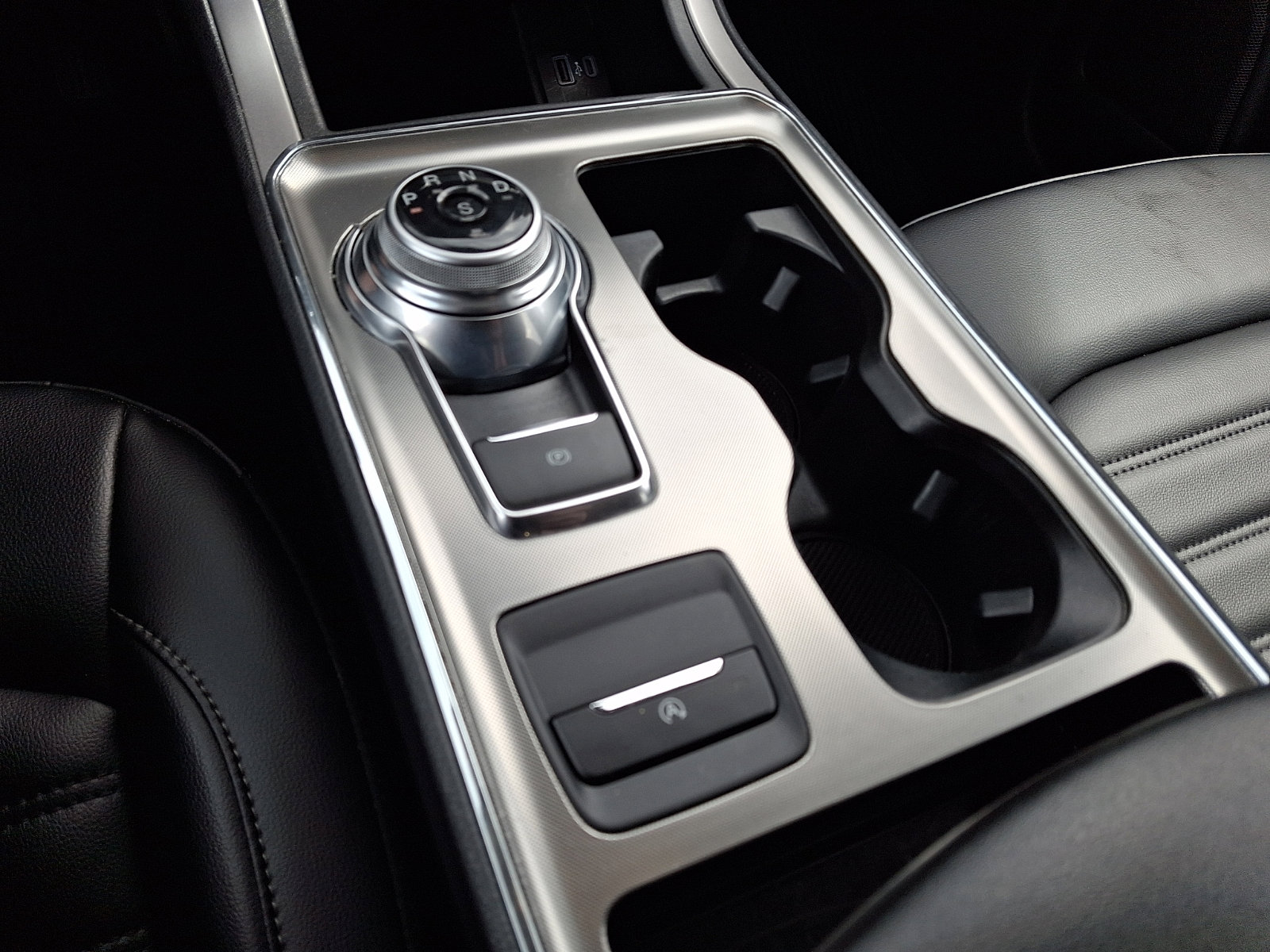 Certified 2022 Ford Edge SEL w/ Convenience Package image 17