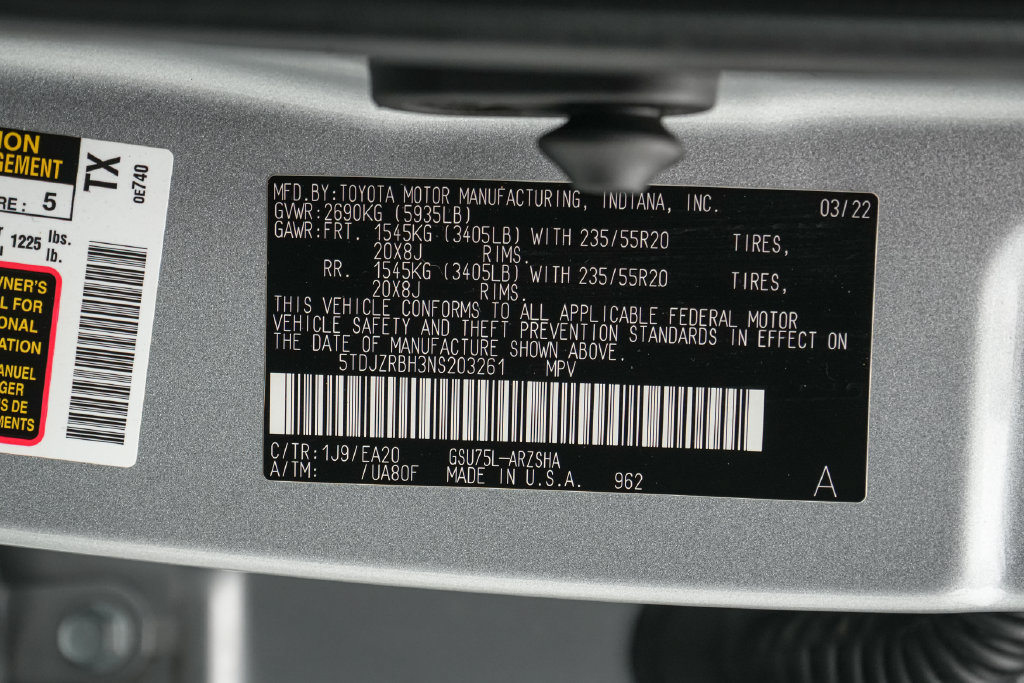 Used 2022 Toyota Highlander XSE AWD/4WD image 28