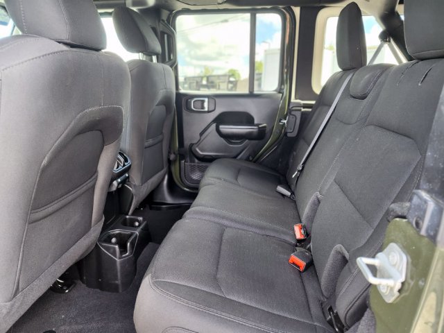 Used 2021 Jeep Wrangler Unlimited Sport AWD/4WD image 16