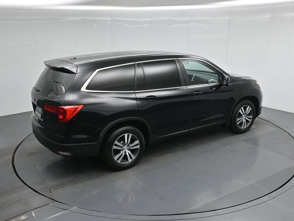 Used 2017 Honda Pilot EX image 13
