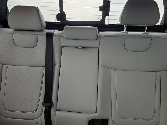 Used 2025 Hyundai Santa Cruz SEL FWD image 32