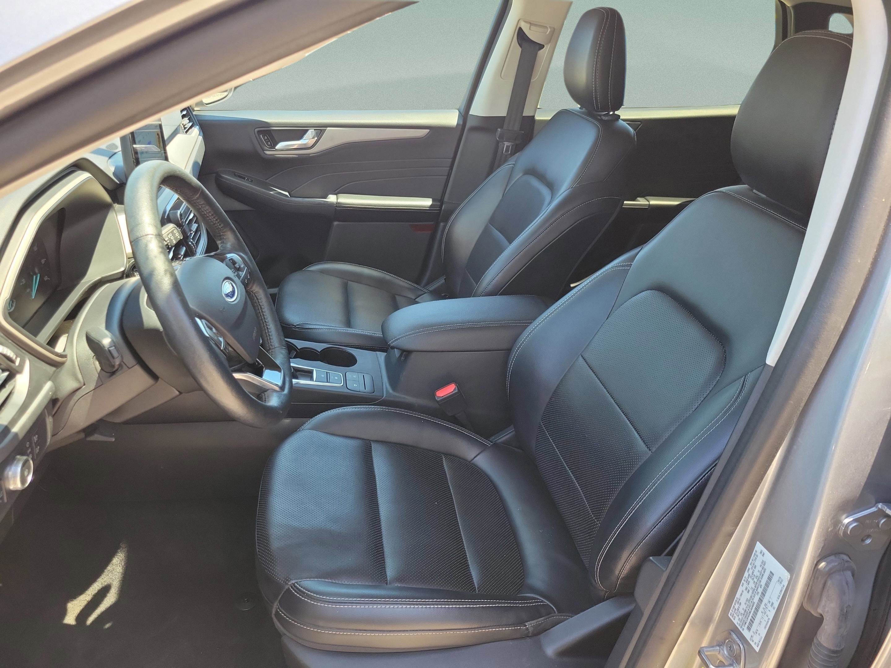 Certified 2021 Ford Escape SEL AWD/4WD image 17