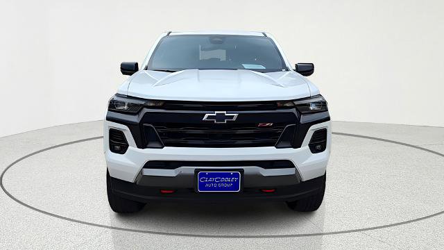 Used 2024 Chevrolet Colorado Z71 w/ Z71 Convenience Package 2 AWD/4WD image 3