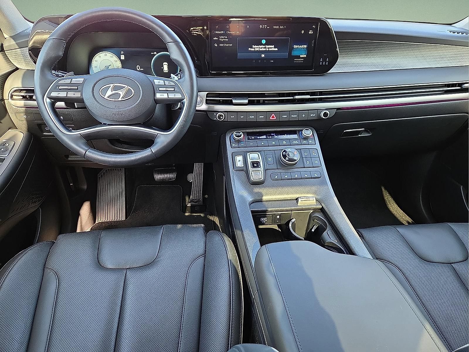 Used 2025 Hyundai Palisade Limited AWD/4WD image 12