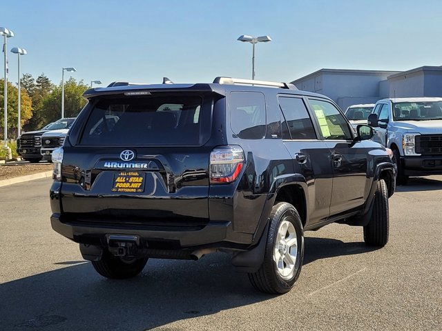 Used 2024 Toyota 4Runner SR5 image 5
