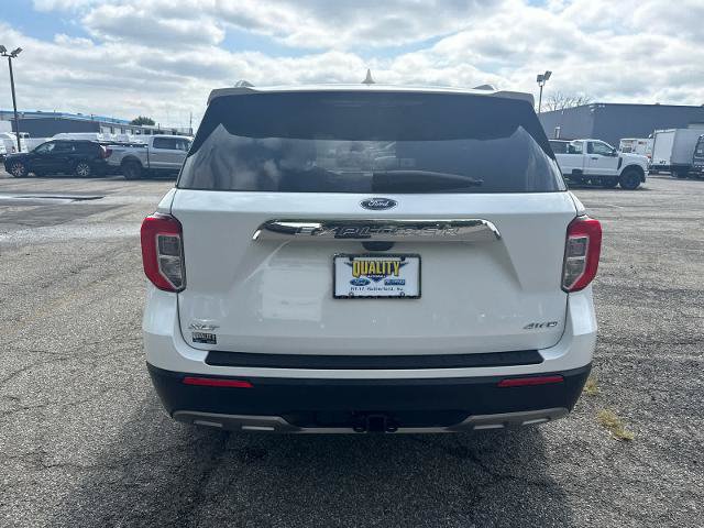 Certified 2023 Ford Explorer XLT w/ Equipment Group 202A AWD/4WD image 5