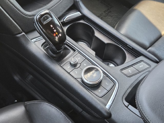 Used 2020 Cadillac XT6 Premium Luxury FWD image 18