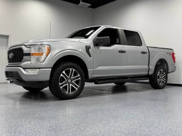 Certified 2022 Ford F150 XL w/ STX Appearance Package AWD/4WD image 5
