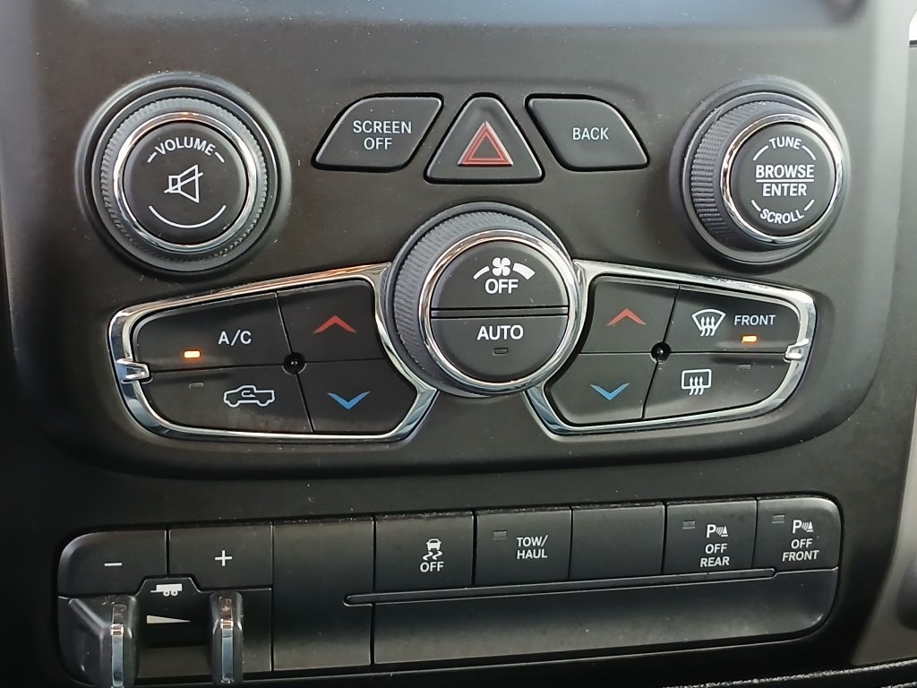 Used 2019 RAM 1500 Big Horn AWD/4WD image 14