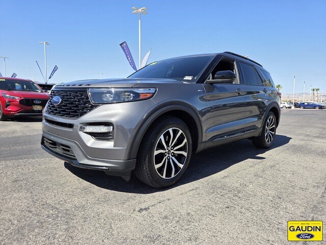 Certified 2023 Ford Explorer ST-Line w/ Class IV Trailer Tow Package RWD image 3