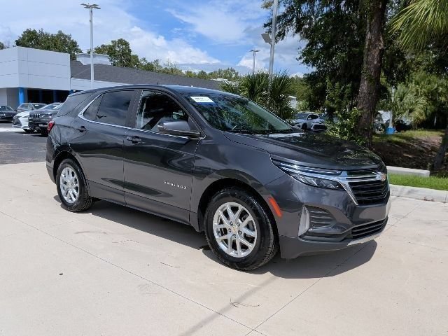 Used 2023 Chevrolet Equinox LT FWD image 2