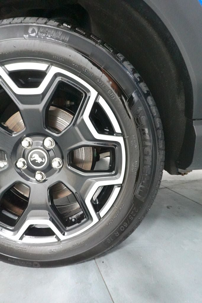 Certified 2025 Ford Bronco Sport Outer Banks w/ Outer Banks Tech Package+ AWD/4WD image 38