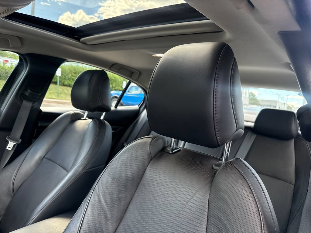 Used 2022 MAZDA MAZDA3 s AWD/4WD image 13