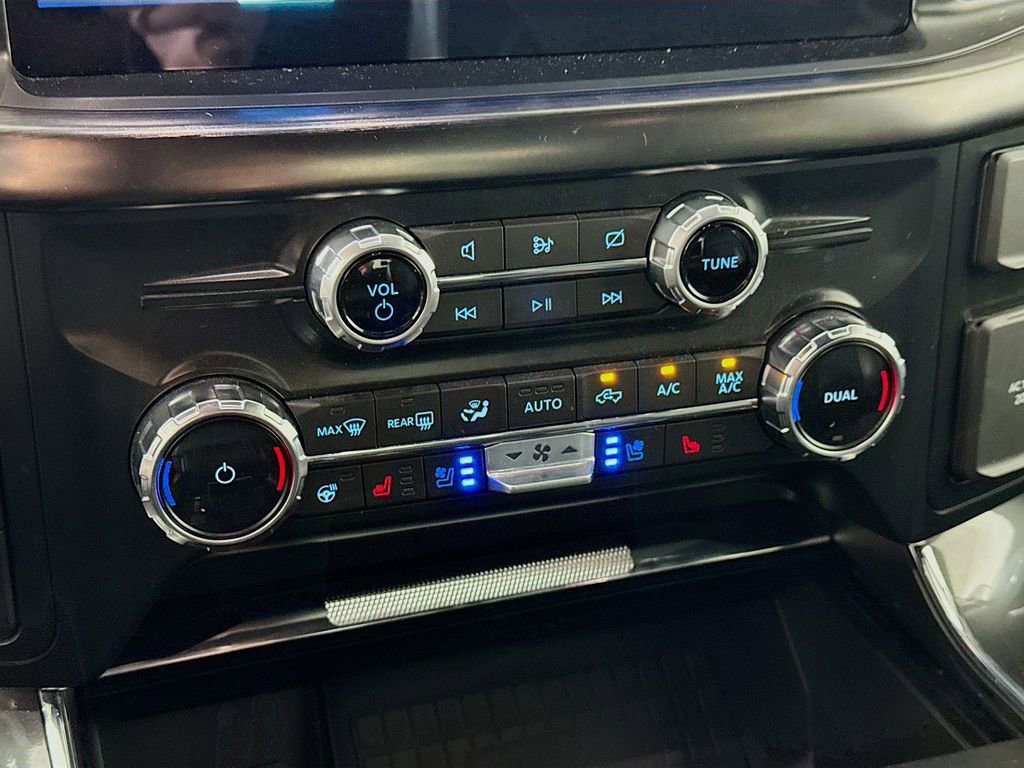 Certified 2022 Ford F150 Lariat w/ Equipment Group 502A High image 18